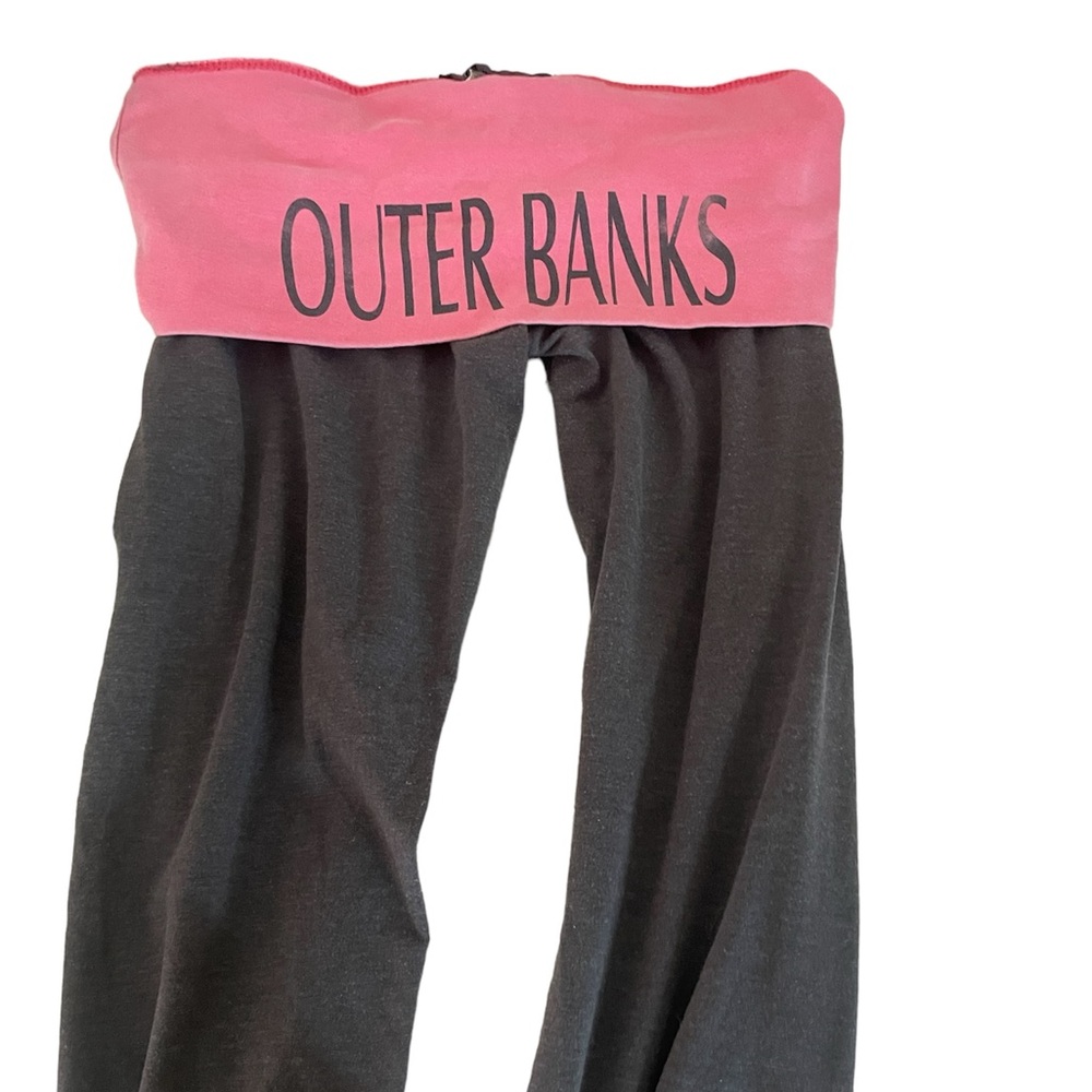 Miami Style fold over leggings
size : S
colors : pink and dark grey